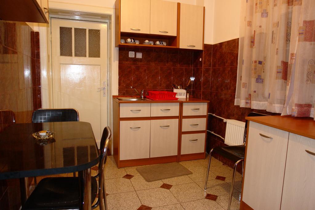 Hotel Ss Residence Unirii Bukarest Værelse billede