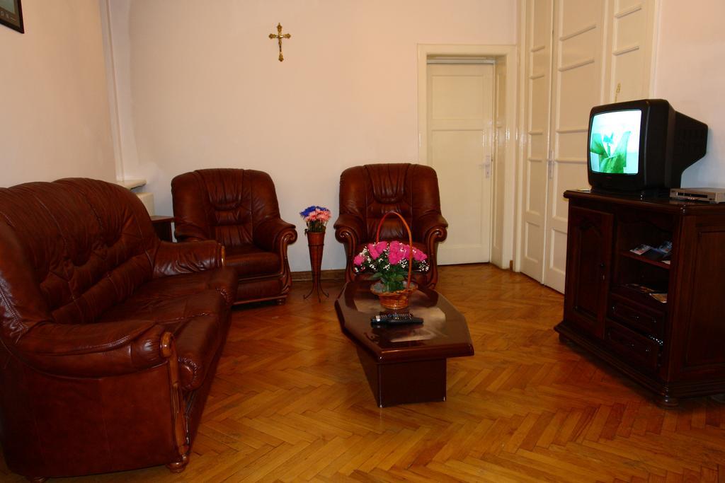 Hotel Ss Residence Unirii Bukarest Eksteriør billede