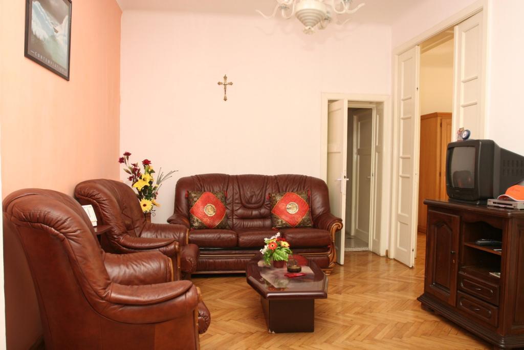 Hotel Ss Residence Unirii Bukarest Eksteriør billede